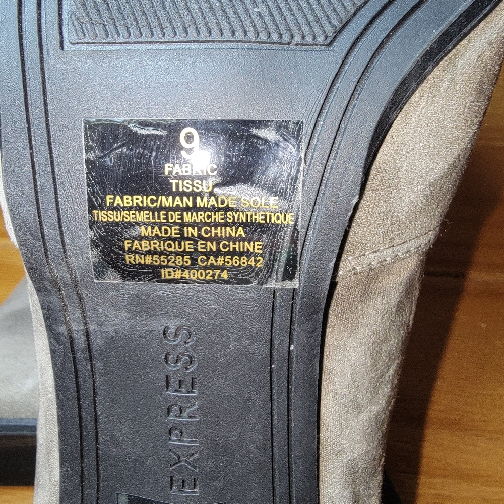 Express Booties - Size 9 - Picture 6 of 7